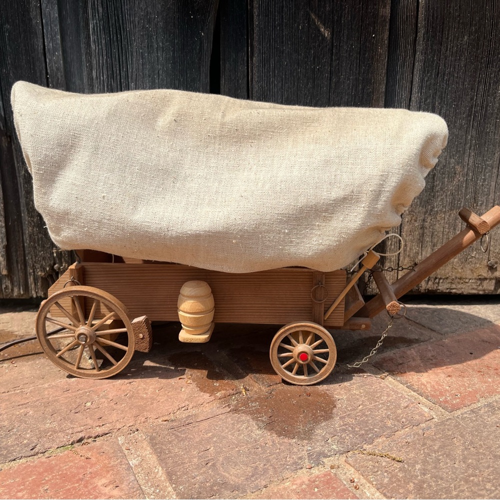Covered Wagon light